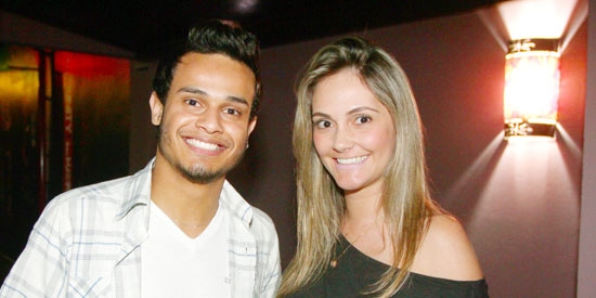 Lúcio Flávio Moraes e Daiane Reche em restaurante da cidade
